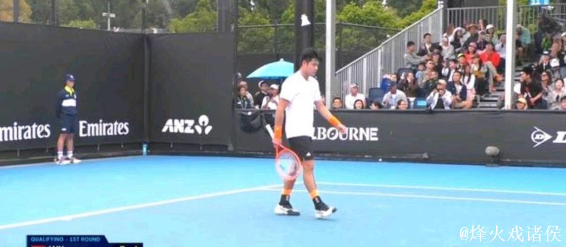 吴易昺直落两盘击败克鲁格 成功闯入澳网资格赛次轮 吴易昺直落两盘击败克鲁格 成功闯入澳网资格赛次轮