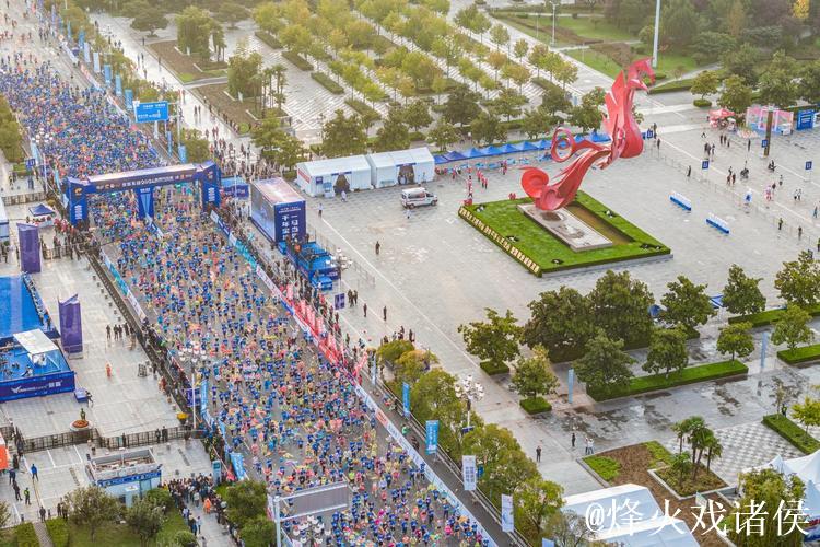 马拉松热潮点燃城市活力 宝鸡借助赛事加速发展 马拉松热潮点燃城市活力 宝鸡借助赛事加速发展
