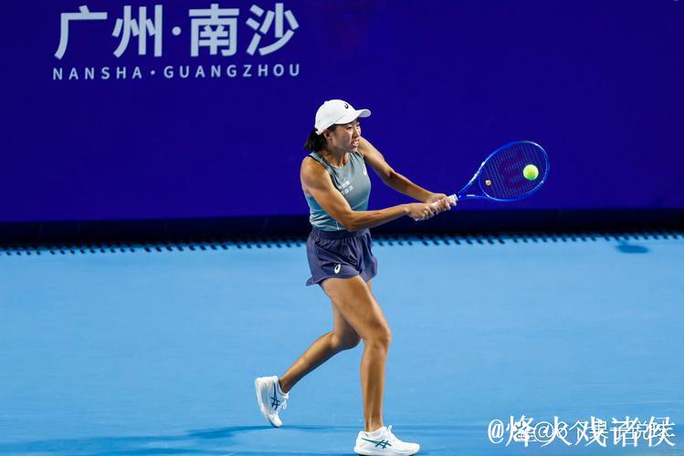 张帅三盘激战力克对手 八年后重返广网四强 张帅三盘激战力克对手 八年后重返广网四强